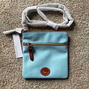 light blue Dooney&Bourke crossbody purse